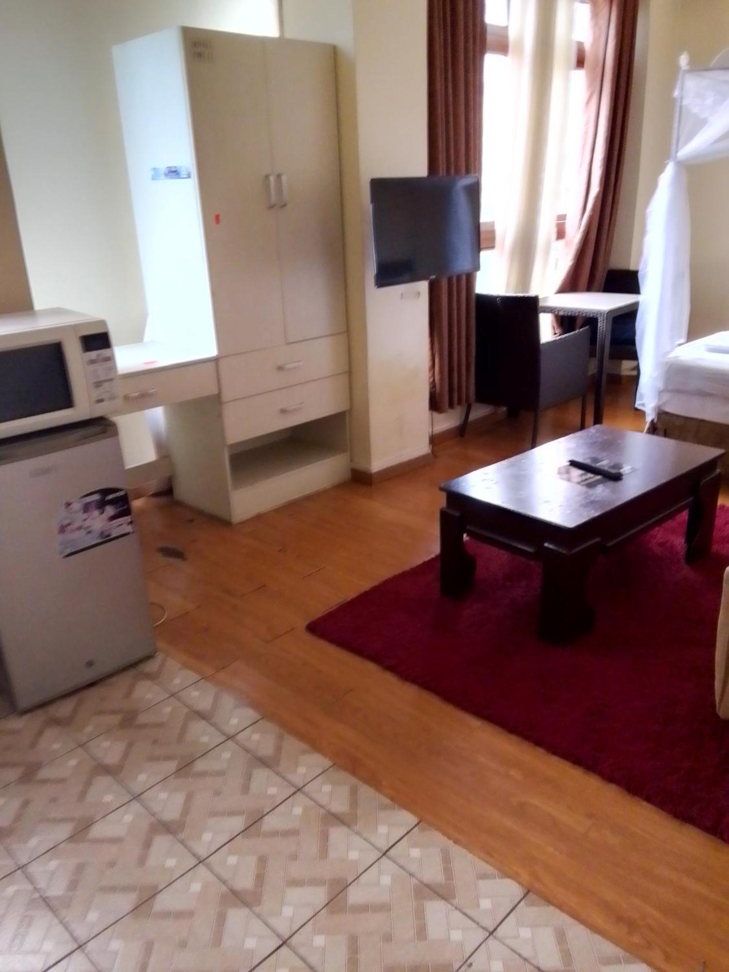 Eddy Suites, Emeli Hotel Nairobi Eksteriør billede