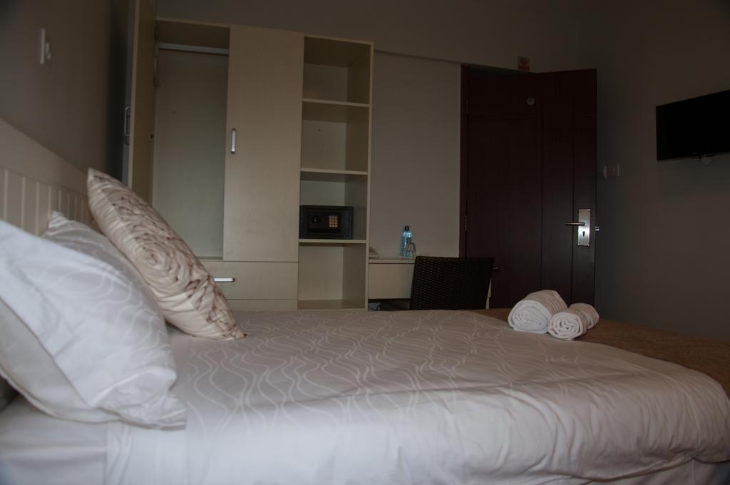 Eddy Suites, Emeli Hotel Nairobi Værelse billede
